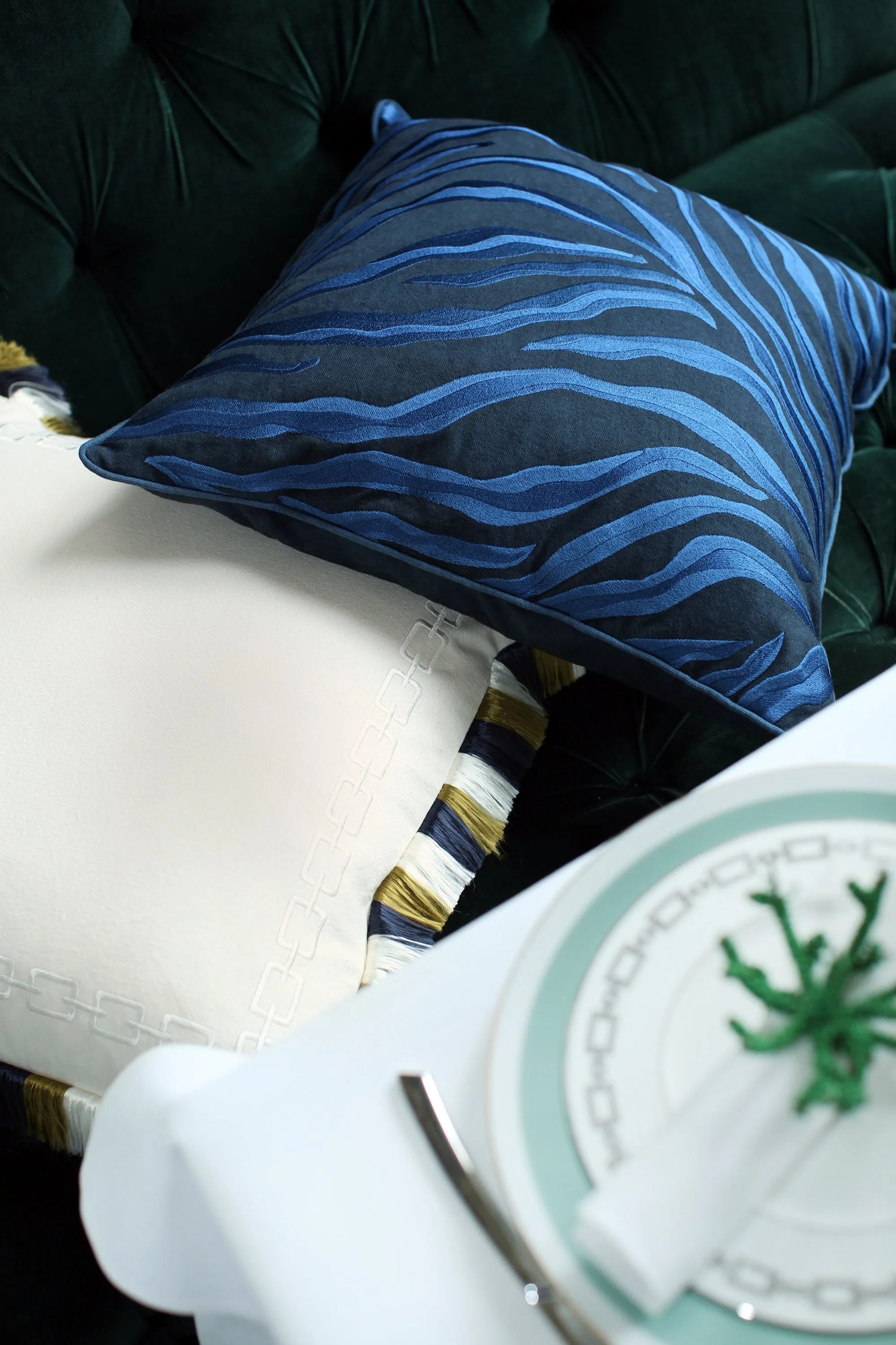 Cushion Amina Navy
