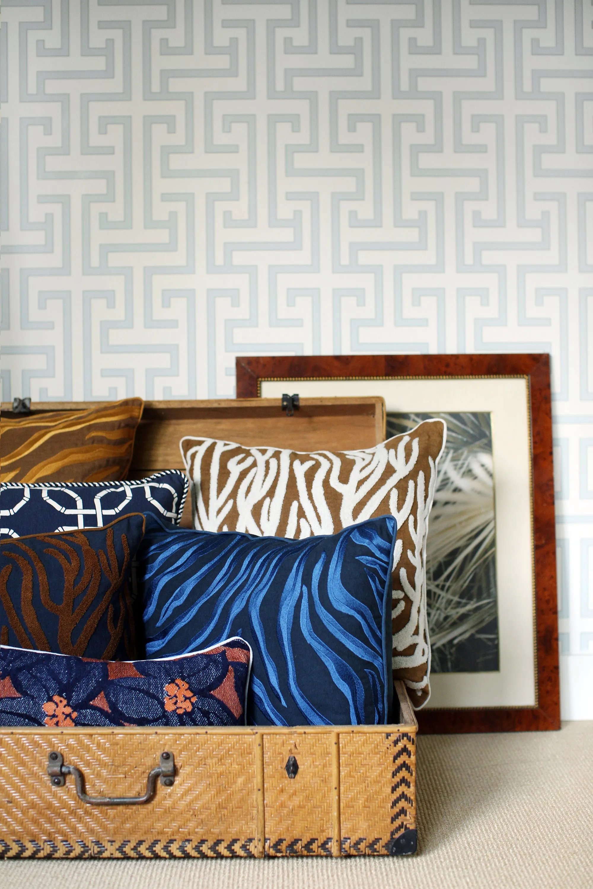 Cushion Amina Navy