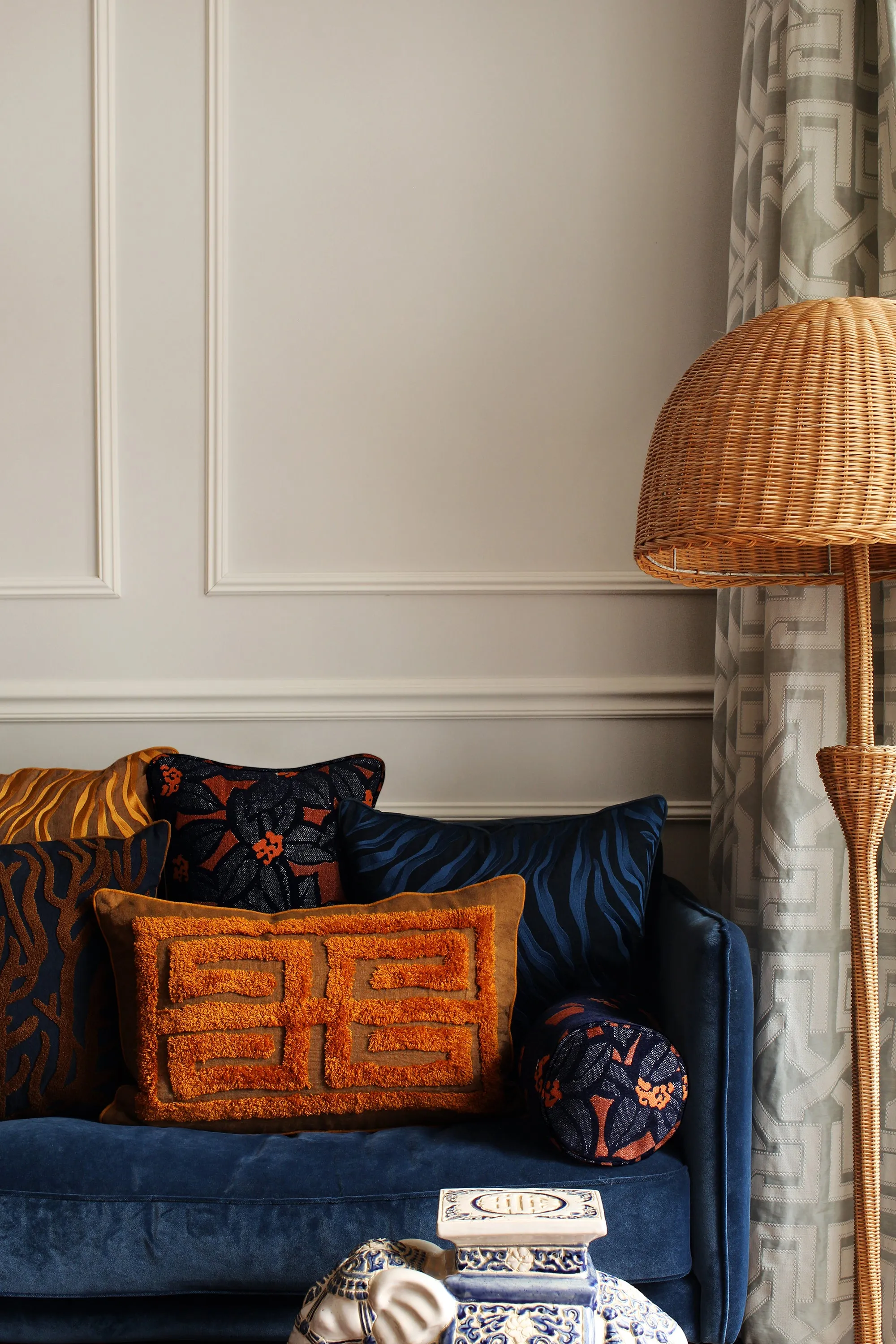 Cushion Amina Navy