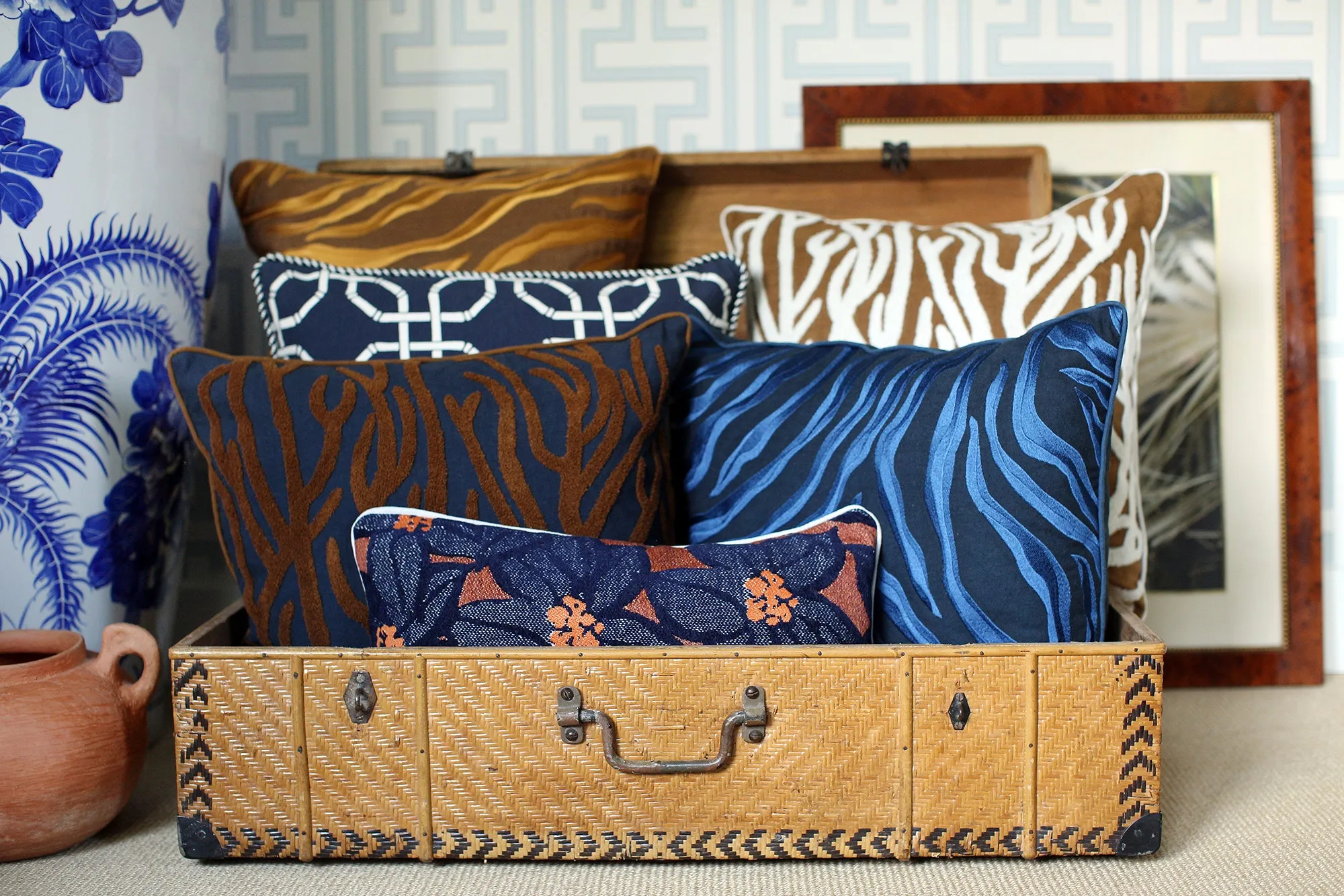 Cushion Amina Navy