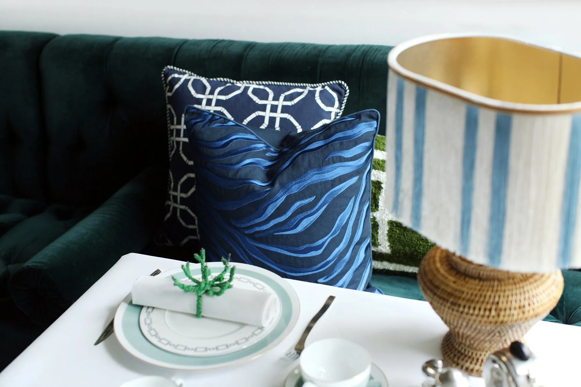 Cushion Amina Navy