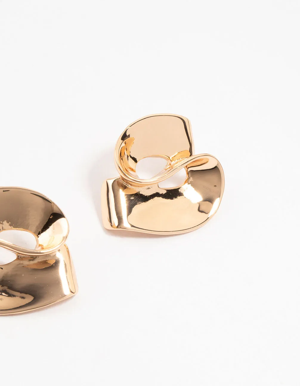 Gold Smooth Swirled Stud Earrings