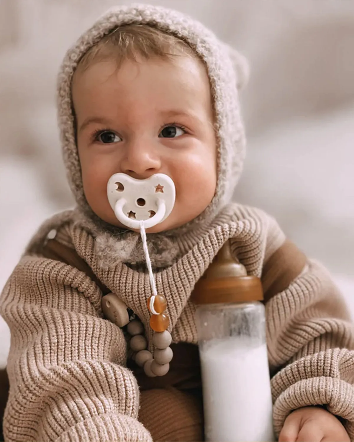 Milky White Pacifier <br> Hevea