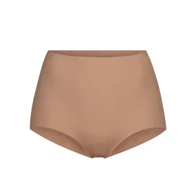SMOOTH ESSENTIALS BOYSHORT | SIENNA